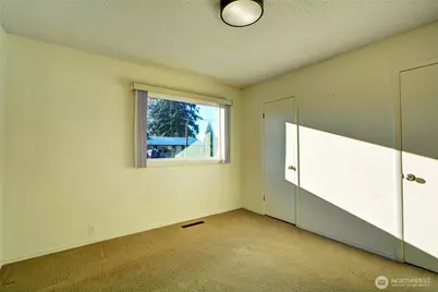 4905 75th Place NE, Marysville, WA 98270 - Photo 9