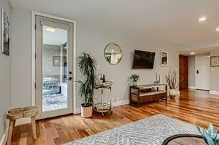 201 Galer St, Seattle, WA 98109 - Photo 9