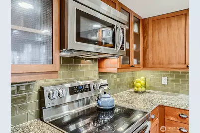 201 Galer Street #163, Seattle, WA 98109 - Photo 5