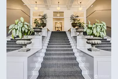 201 Galer Street #163, Seattle, WA 98109 - Photo 25