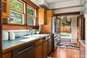 7221 4th Ave NW, Seattle, WA 98117 - Photo 11