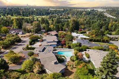 8840 NE 24th Street, Clyde Hill, WA 98004 - Photo 39