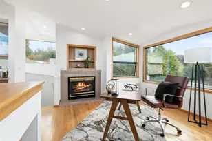 8840 NE 24th St, Clyde Hill, WA 98004 - Photo 31