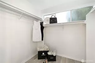 8840 NE 24th St, Clyde Hill, WA 98004 - Photo 23