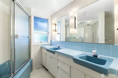 8840 NE 24th Street, Clyde Hill, WA 98004 - Photo 35