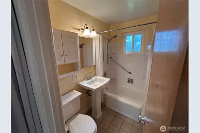 4717 Terrace Drive NE #4717, Seattle, WA 98105 - Photo 11