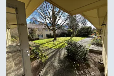 4717 Terrace Drive NE #4717, Seattle, WA 98105 - Photo 15