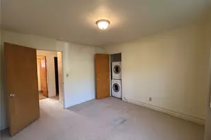 4717 Terrace Dr NE, Seattle, WA 98105 - Photo 13