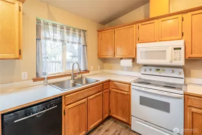 1925 24th Avenue Ct SE, Puyallup, WA 98374 - Photo 13