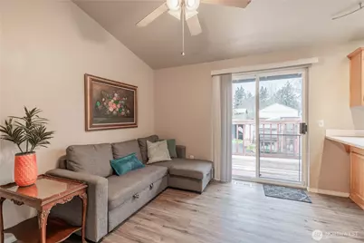 1925 24th Avenue Ct SE, Puyallup, WA 98374 - Photo 9