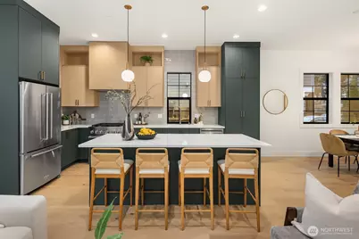 818 165th Avenue NE, Bellevue, WA 98008 - Photo 5