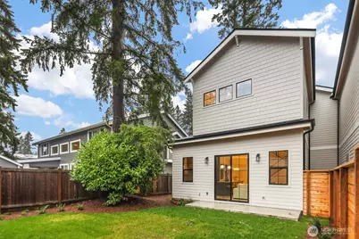 818 165th Avenue NE, Bellevue, WA 98008 - Photo 15