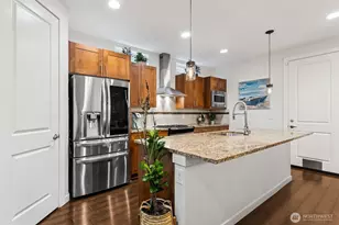 845 SW 96th Pl, Seattle, WA 98106 - Photo 9