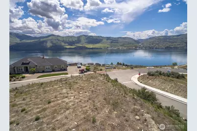 104 Lake Ridge Drive, Chelan, WA 98816 - Photo 3