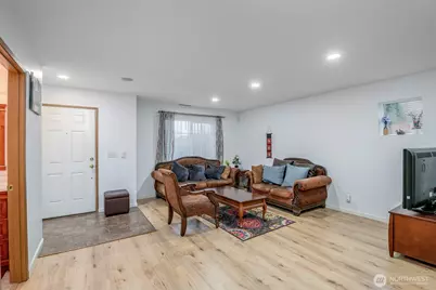 17008 SE 183rd Place, Renton, WA 98058 - Photo 5