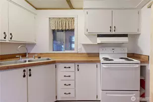 589 Criscola Ave, College Place, WA 99324 - Photo 13
