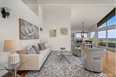 4538 Somerset Drive SE, Bellevue, WA 98006 - Photo 3