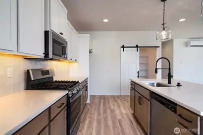 613 Legacy Way, Sedro Woolley, WA 98284 - Photo 11