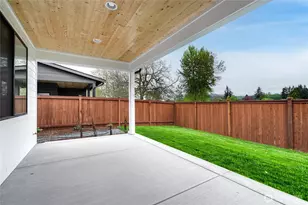 613 Legacy Wy, Sedro-Woolley, WA 98284 - Photo 5