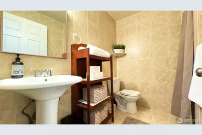 1015 Legion Way SE, Olympia, WA 98501 - Photo 9