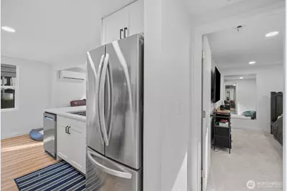 4110 W J Street, Bremerton, WA 98312 - Photo 7