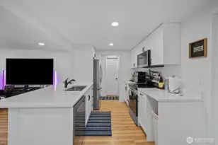 4110 W J St, Bremerton, WA 98312 - Photo 13