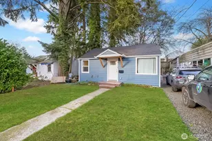 4110 W J St, Bremerton, WA 98312 - Photo 3