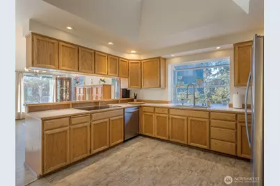 81 Seamount Drive, Brinnon, WA 98320 - Photo 13