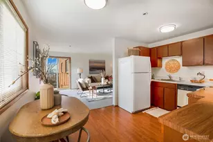 2619 Rucker Ave, Everett, WA 98201 - Photo 3