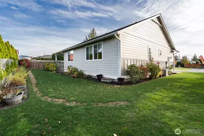 1100 Harmony Lane, Mount Vernon, WA 98274 - Photo 35