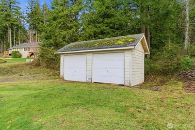 453 E Victor Road, Belfair, WA 98528 - Photo 5