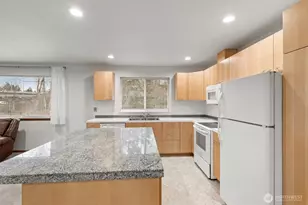 2718 S Star Lake Rd, Federal Way, WA 98003 - Photo 11