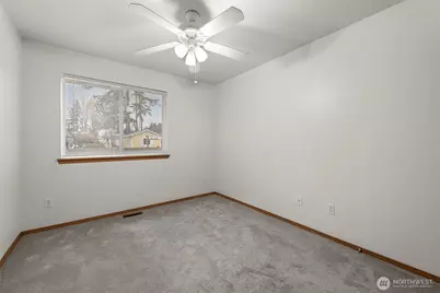 2718 S Star Lake Road, Federal Way, WA 98003 - Photo 17