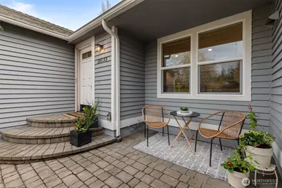 10133 NE 143rd Street, Kirkland, WA 98034 - Photo 3