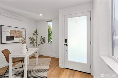 4521 Sunnyside Avenue N #A, Seattle, WA 98103 - Photo 19