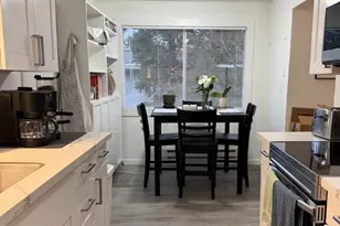 17301 NE 45th St, Redmond, WA 98052 - Photo 9