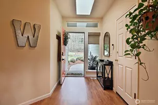 4900 Spinnaker Dr, Freeland, WA 98249 - Photo 3