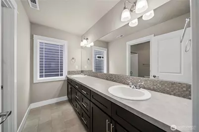 13813 187th Avenue Ct E, Bonney Lake, WA 98391 - Photo 23