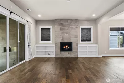 13813 187th Avenue Ct E, Bonney Lake, WA 98391 - Photo 11