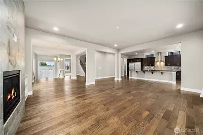 13813 187th Avenue Ct E, Bonney Lake, WA 98391 - Photo 9