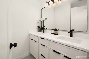 14214 Westwood Pl NE, Seattle, WA 98125 - Photo 21