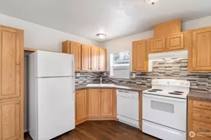 17114 153rd Ave SE, Yelm, WA 98597 - Photo 7