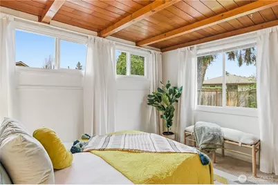 2136 N 90th Street, Seattle, WA 98103 - Photo 9