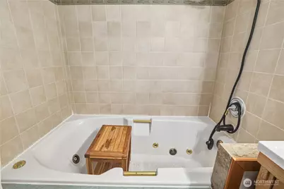 32611 SE 108th Street, Issaquah, WA 98027 - Photo 17