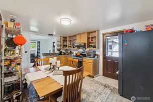 32611 SE 108th St, Issaquah, WA 98027 - Photo 9