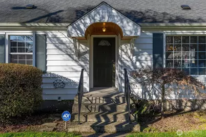 1403 18th Avenue, Longview, WA 98632 - Photo 3