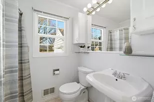 1403 18th Ave, Longview, WA 98632 - Photo 17