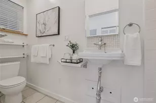 9209 20th Ave NE, Seattle, WA 98115 - Photo 23