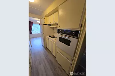 2302 R Street SE #55, Auburn, WA 98022 - Photo 3