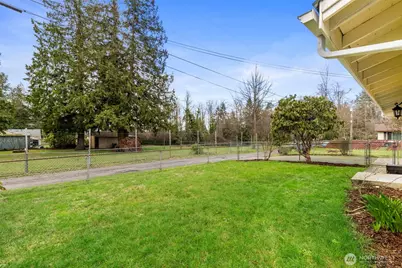 2602 Dodge Street NE, Bremerton, WA 98310 - Photo 17